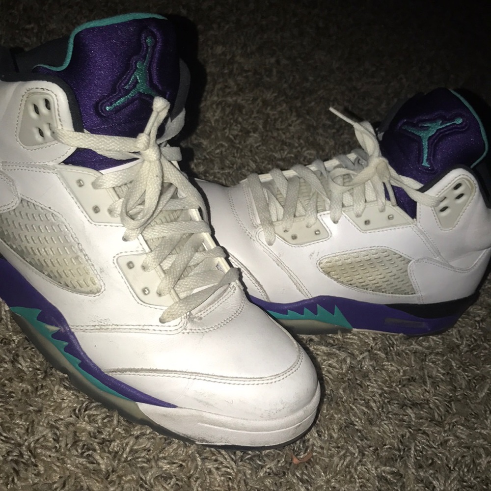 Retro Jordan Grape 5s
